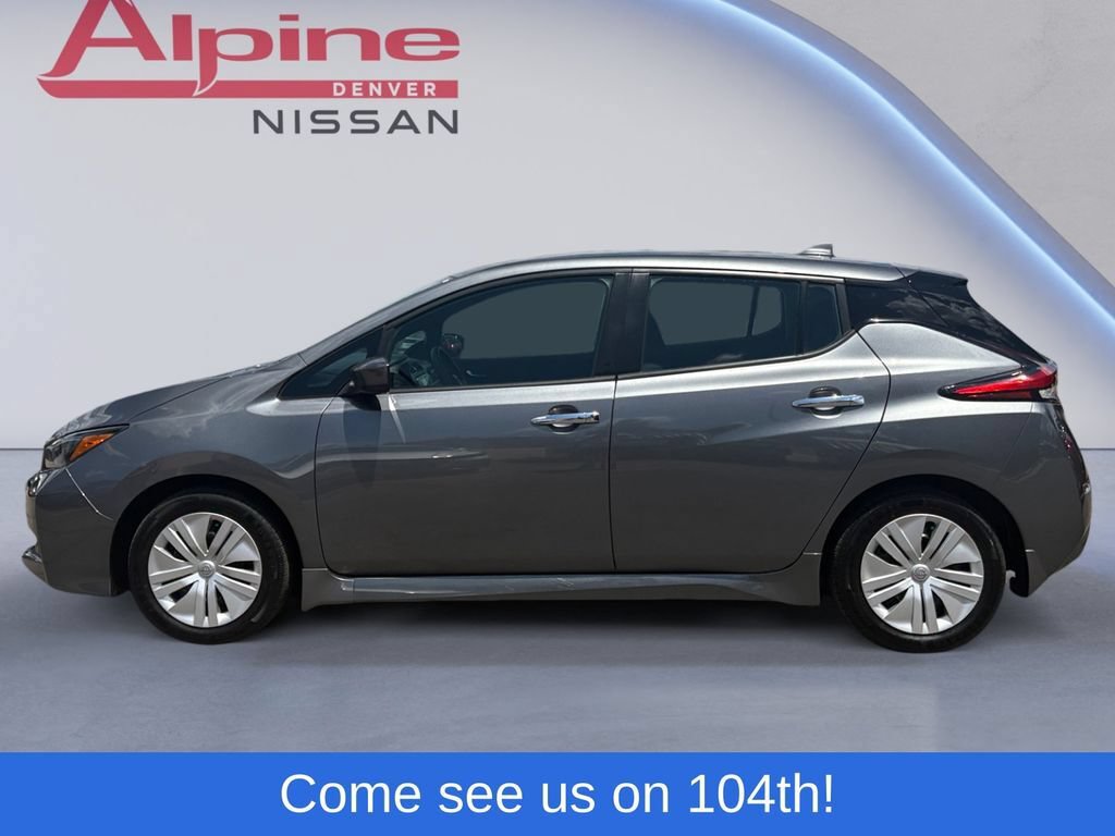 Used 2024 Nissan Leaf S FWD image 2