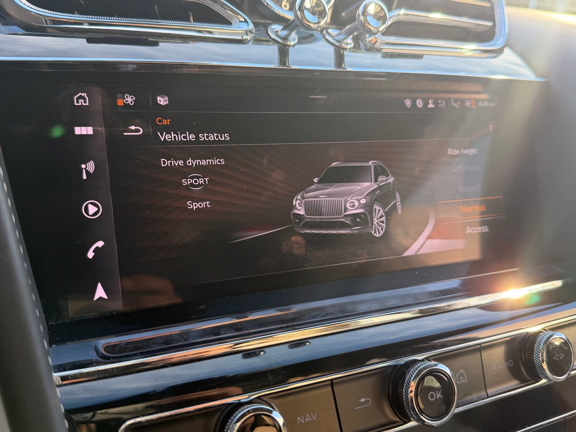 Used 2023 Bentley Bentayga Extended Wheelbase image 53