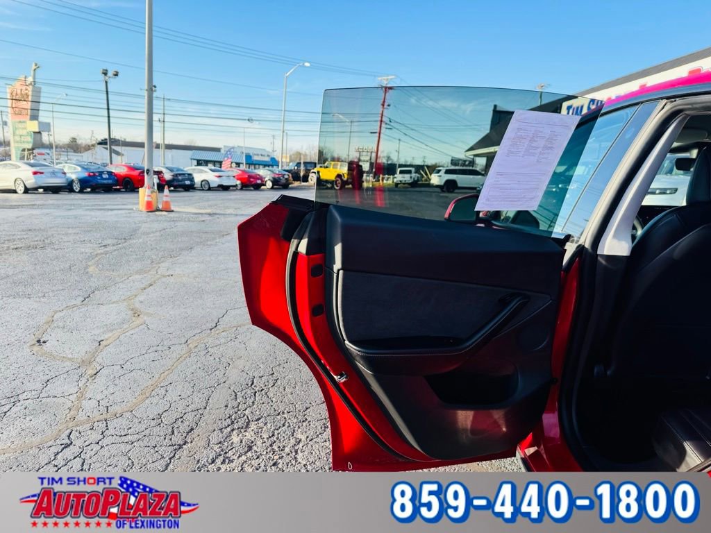 Used 2021 Tesla Model Y Long Range image 50