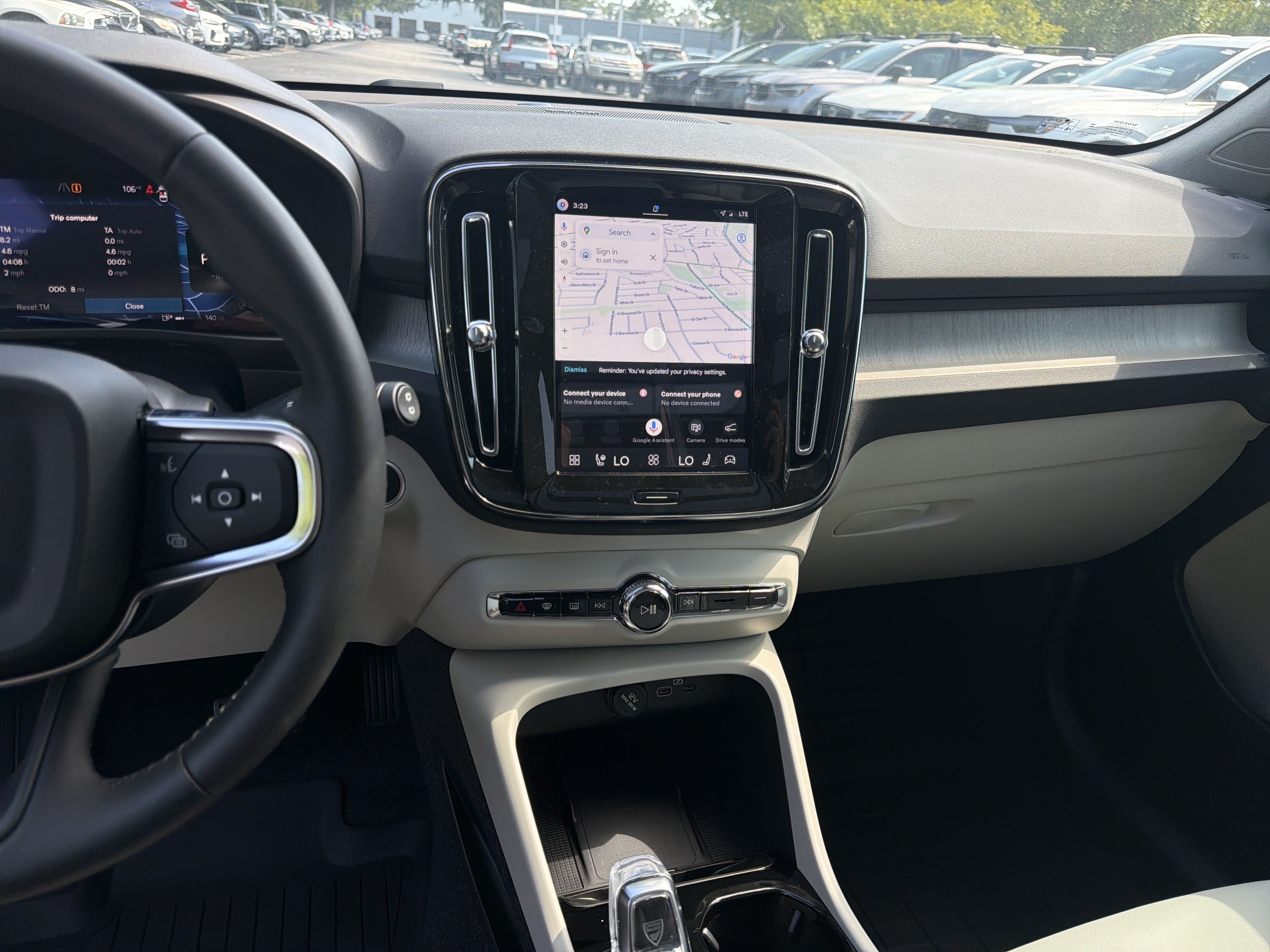 New 2026 Volvo XC40 B5 Ultra w/ Protection Package Premier AWD/4WD image 25