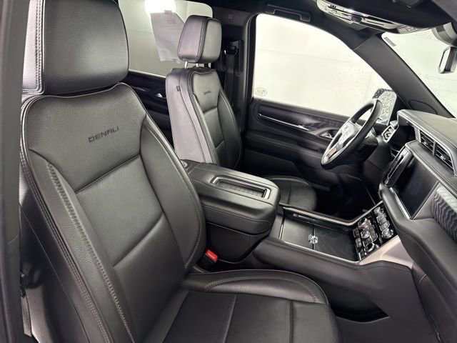 Used 2024 GMC Yukon Denali image 17