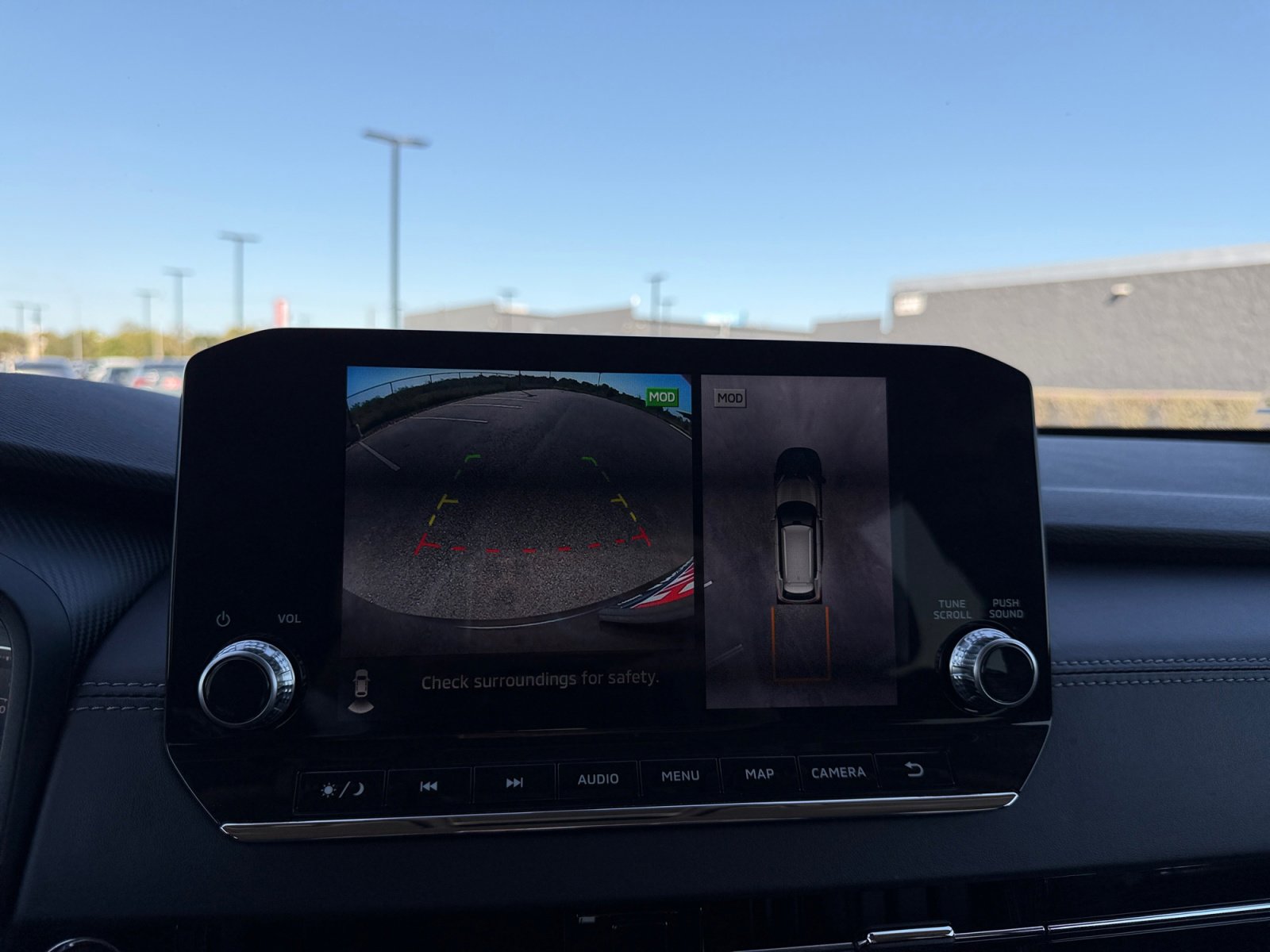 Used 2024 Mitsubishi Outlander SE image 16