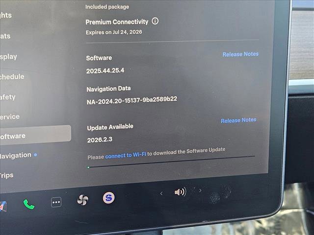 Used 2021 Tesla Model Y Long Range image 2
