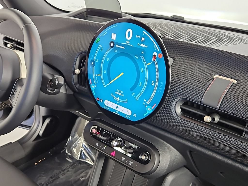 Used 2026 MINI Cooper 2-Door Hardtop FWD image 15