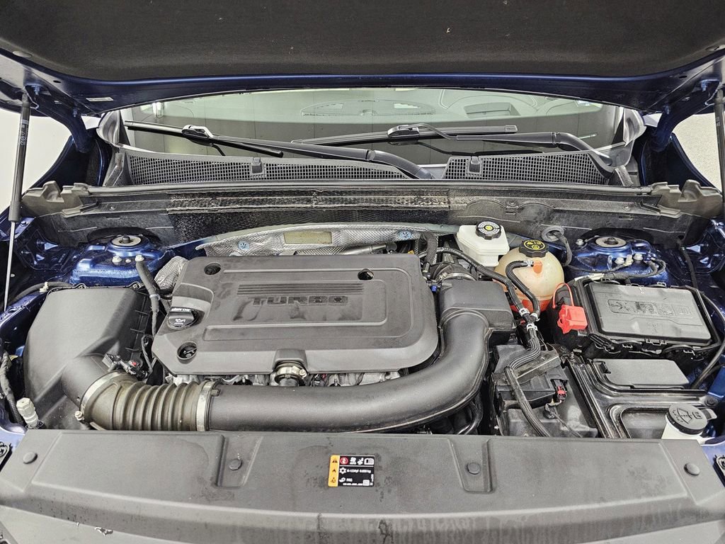 Used 2022 Buick Envision Avenir w/ Technology Package II image 11