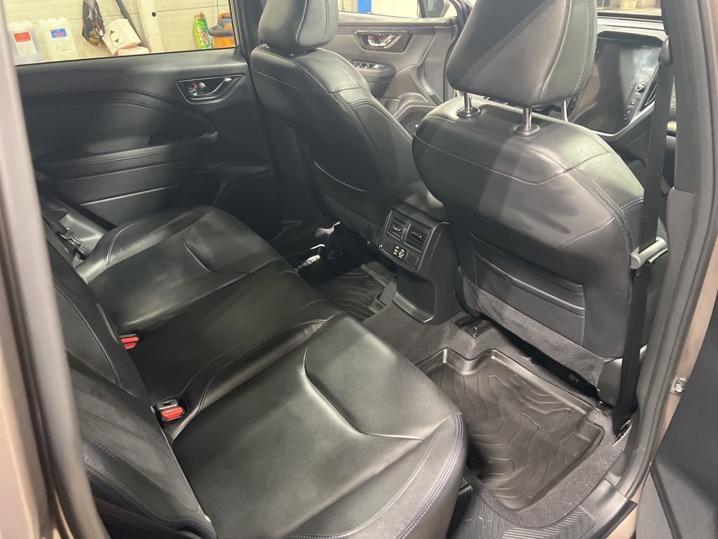 Used 2025 Subaru Forester Limited image 13
