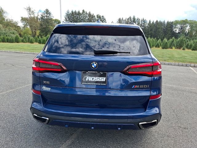 Used 2022 BMW X5 M50i image 7