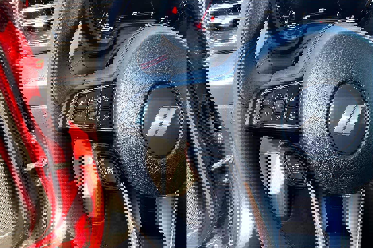 Certified 2024 Dodge Hornet R/T w/ R/T Blacktop Package AWD/4WD image 23