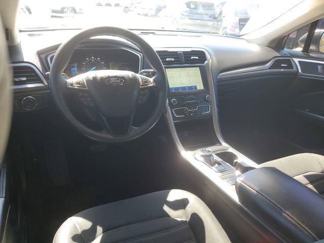 Used 2020 Ford Fusion SE image 10