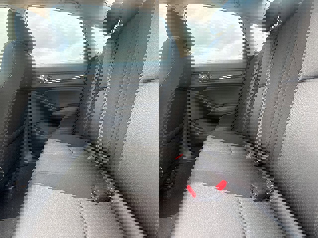 Used 2019 Honda Accord EX image 35