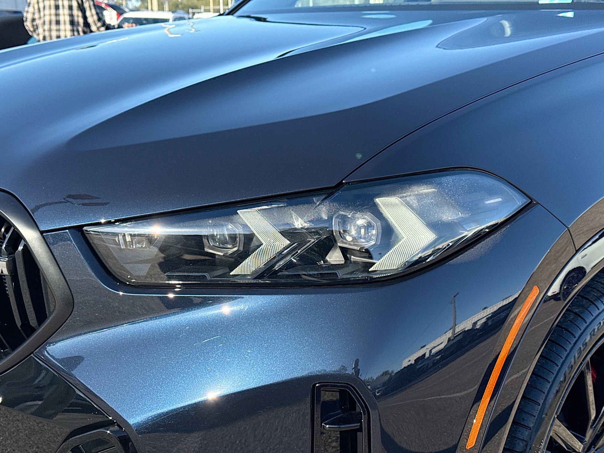 New 2026 BMW X6 M60i image 9