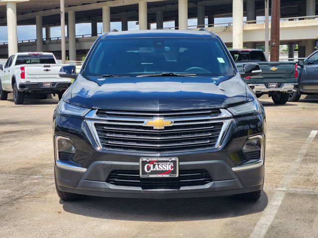 Used 2023 Chevrolet Traverse LT FWD video 2