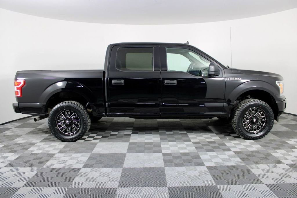 Used 2020 Ford F150 XLT image 9