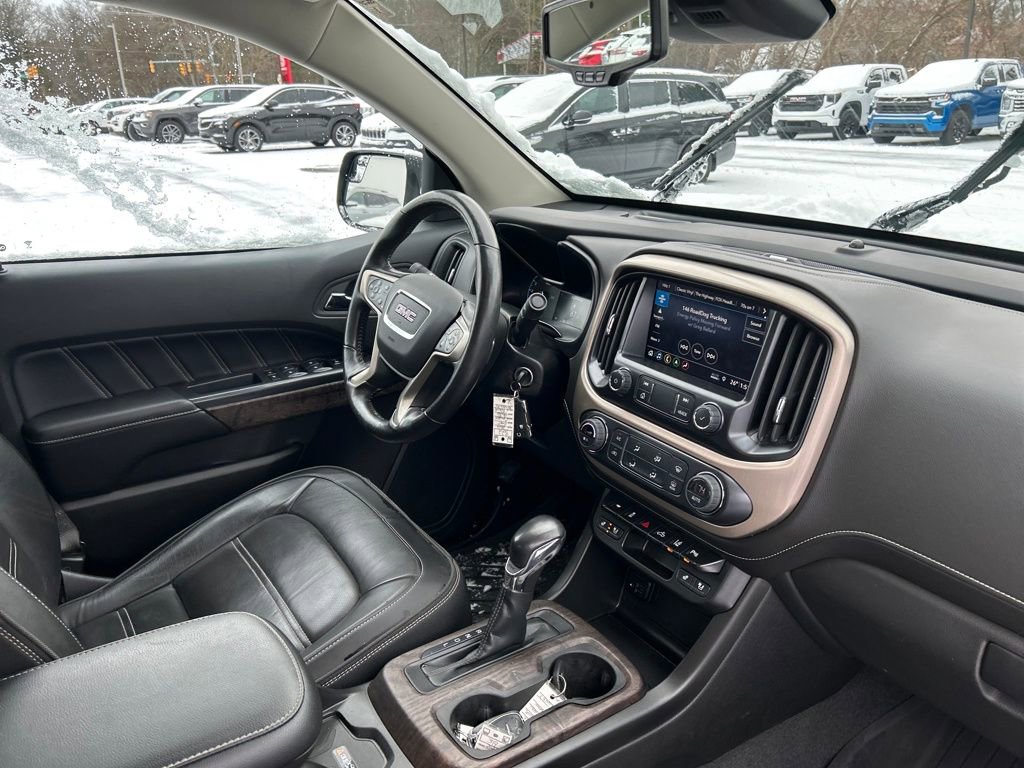 Used 2022 GMC Canyon Denali image 27