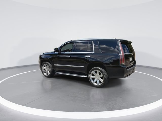 Used 2018 Cadillac Escalade Luxury AWD/4WD image 7