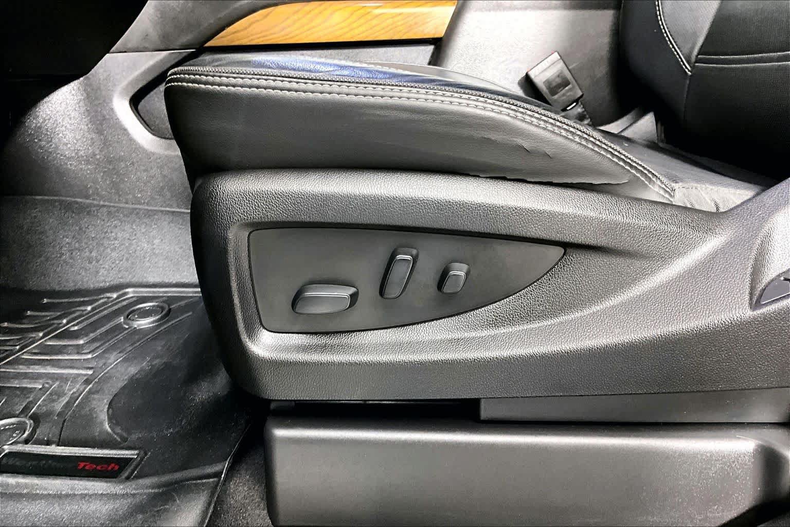 Used 2019 GMC Yukon Denali w/ Denali Ultimate Package RWD image 31