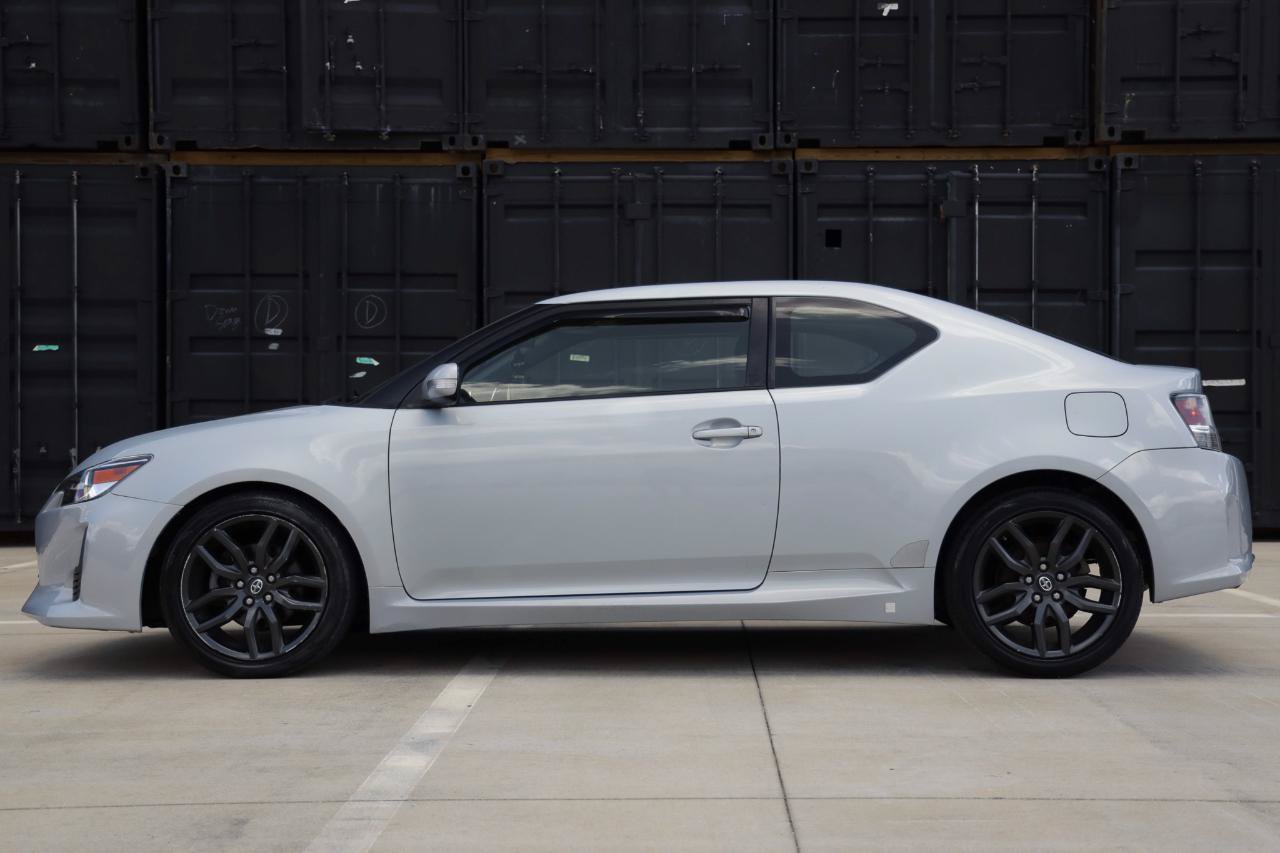 Used 2014 Scion tC 10 Series FWD image 3