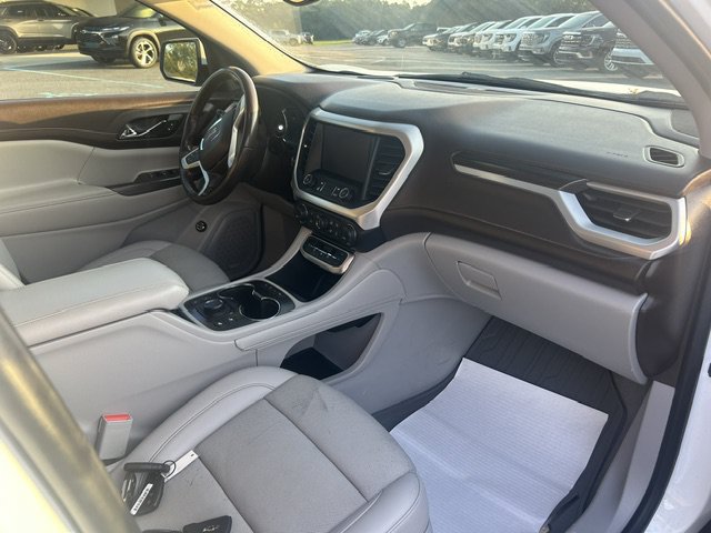 Used 2021 GMC Acadia SLT FWD image 16