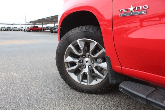 Used 2021 Chevrolet Silverado 1500 RST AWD/4WD image 11