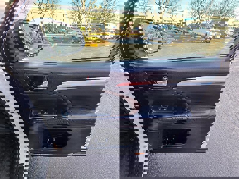 Used 2014 Toyota Highlander XLE image 50