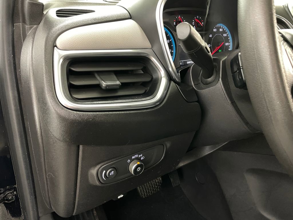 Certified 2021 Chevrolet Equinox LS w/ LS Convenience Package FWD image 23