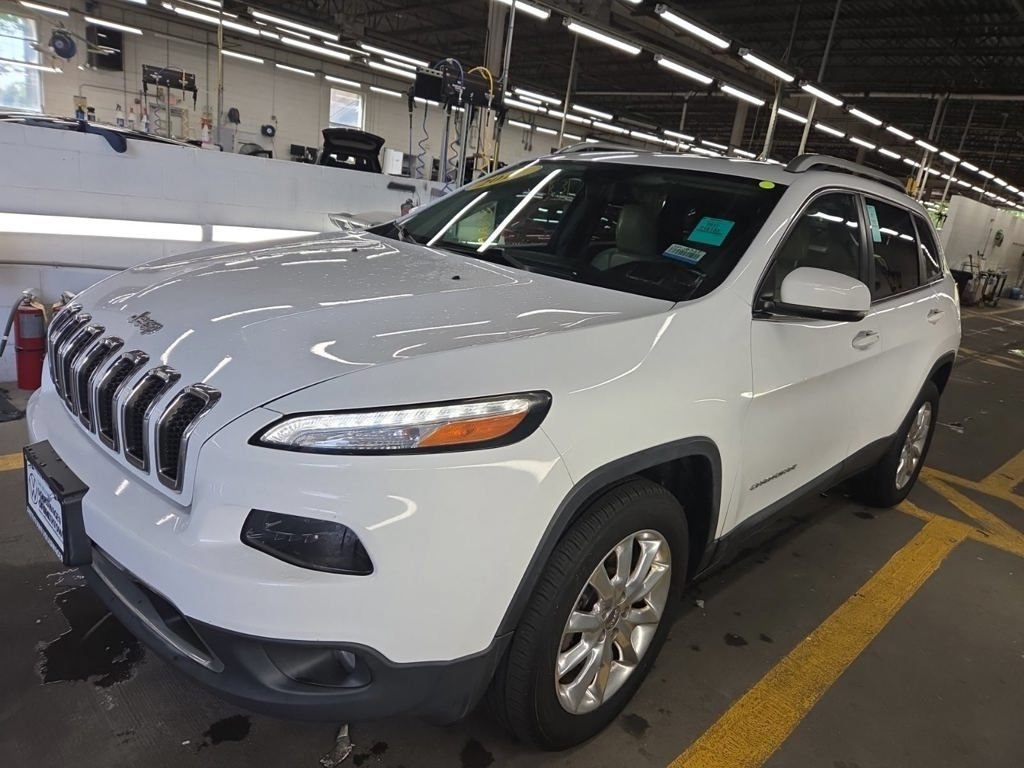 Used 2017 Jeep Cherokee Limited AWD/4WD image 17
