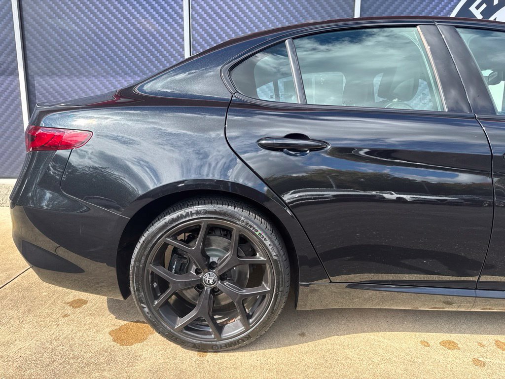Used 2020 Alfa Romeo Giulia Ti Sport AWD/4WD image 5