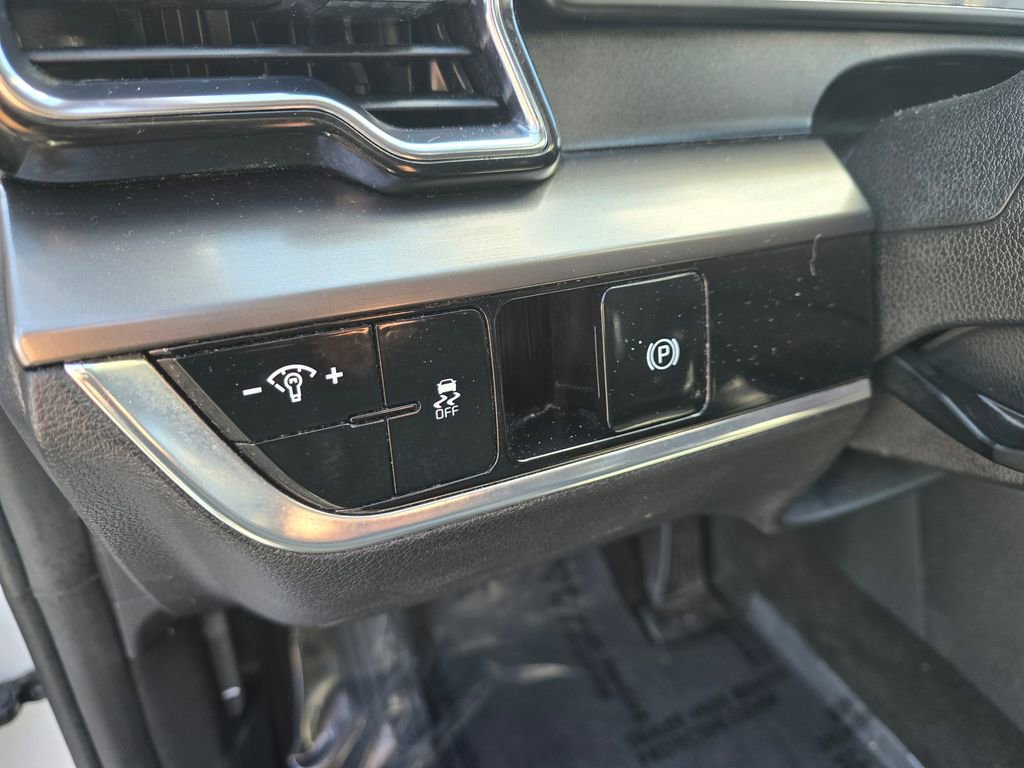 Used 2023 Kia Sportage EX AWD/4WD image 17