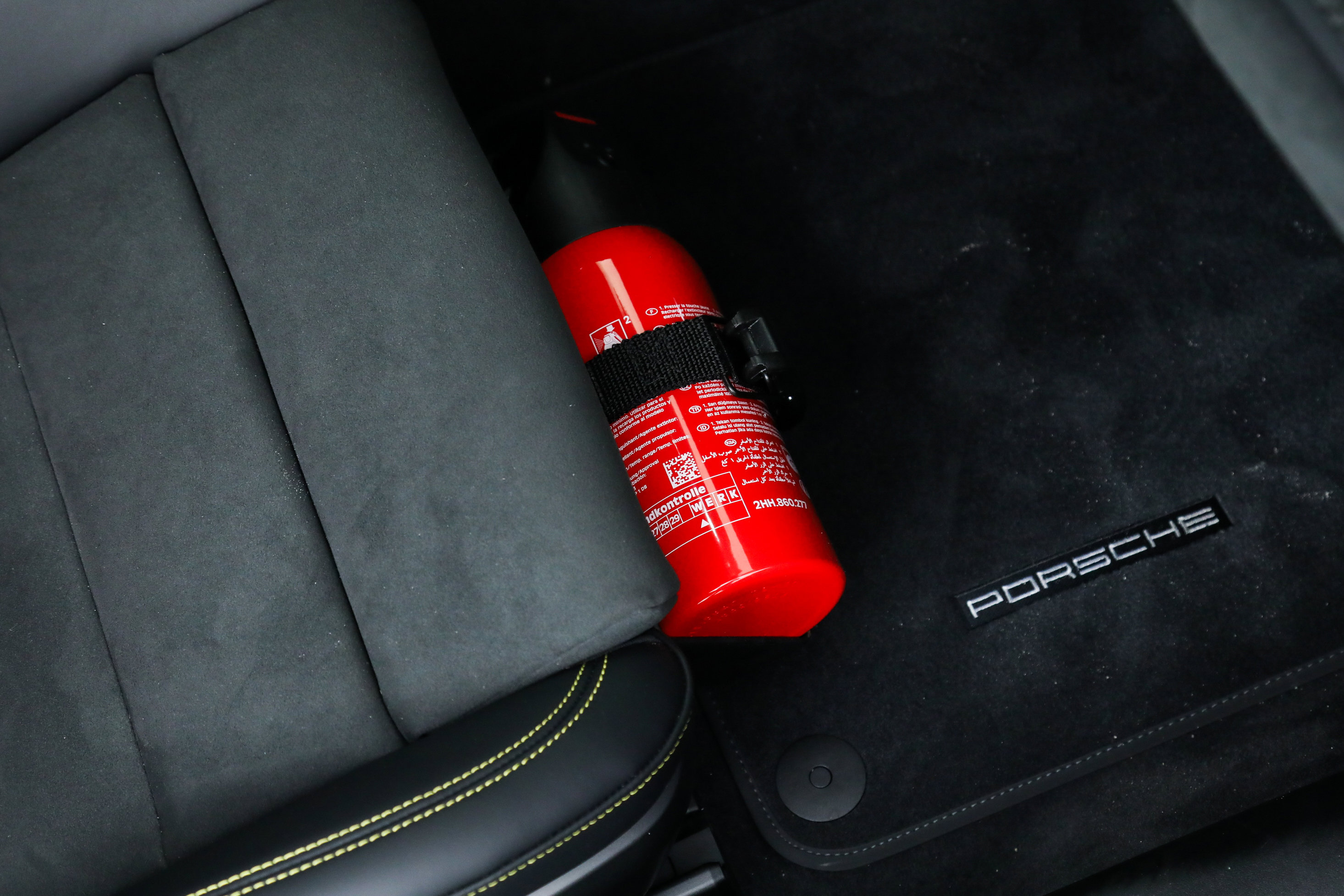 Used 2025 Porsche 911 GT3 RS image 22