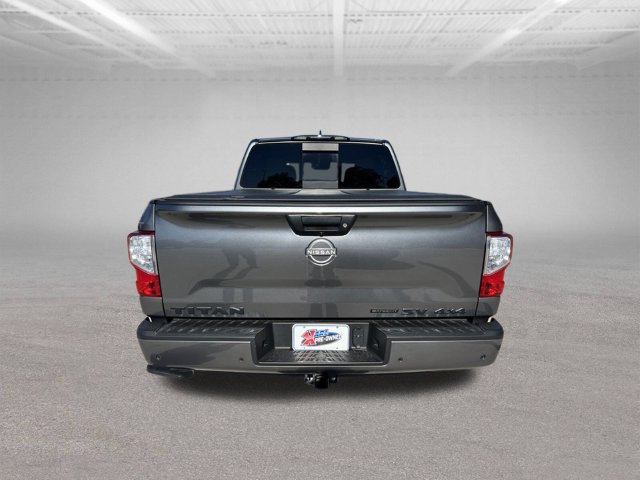 Used 2024 Nissan Titan SV w/ SV Convenience Package AWD/4WD image 3