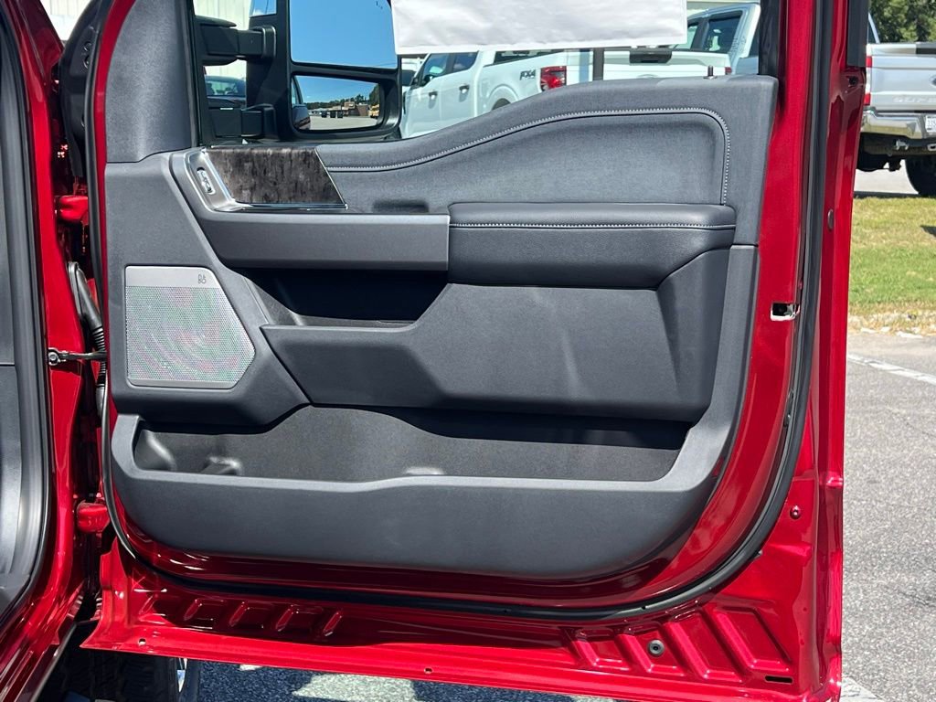 New 2026 Ford F250 Lariat w/ Chrome Package image 33