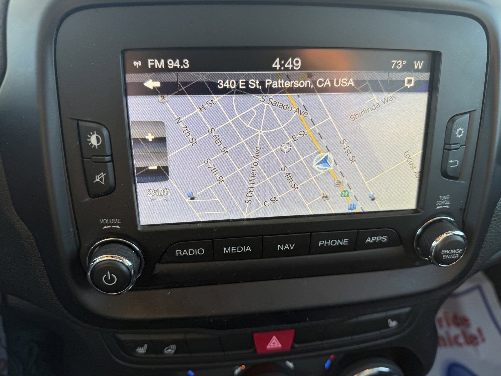 Used 2016 Jeep Renegade Limited image 11