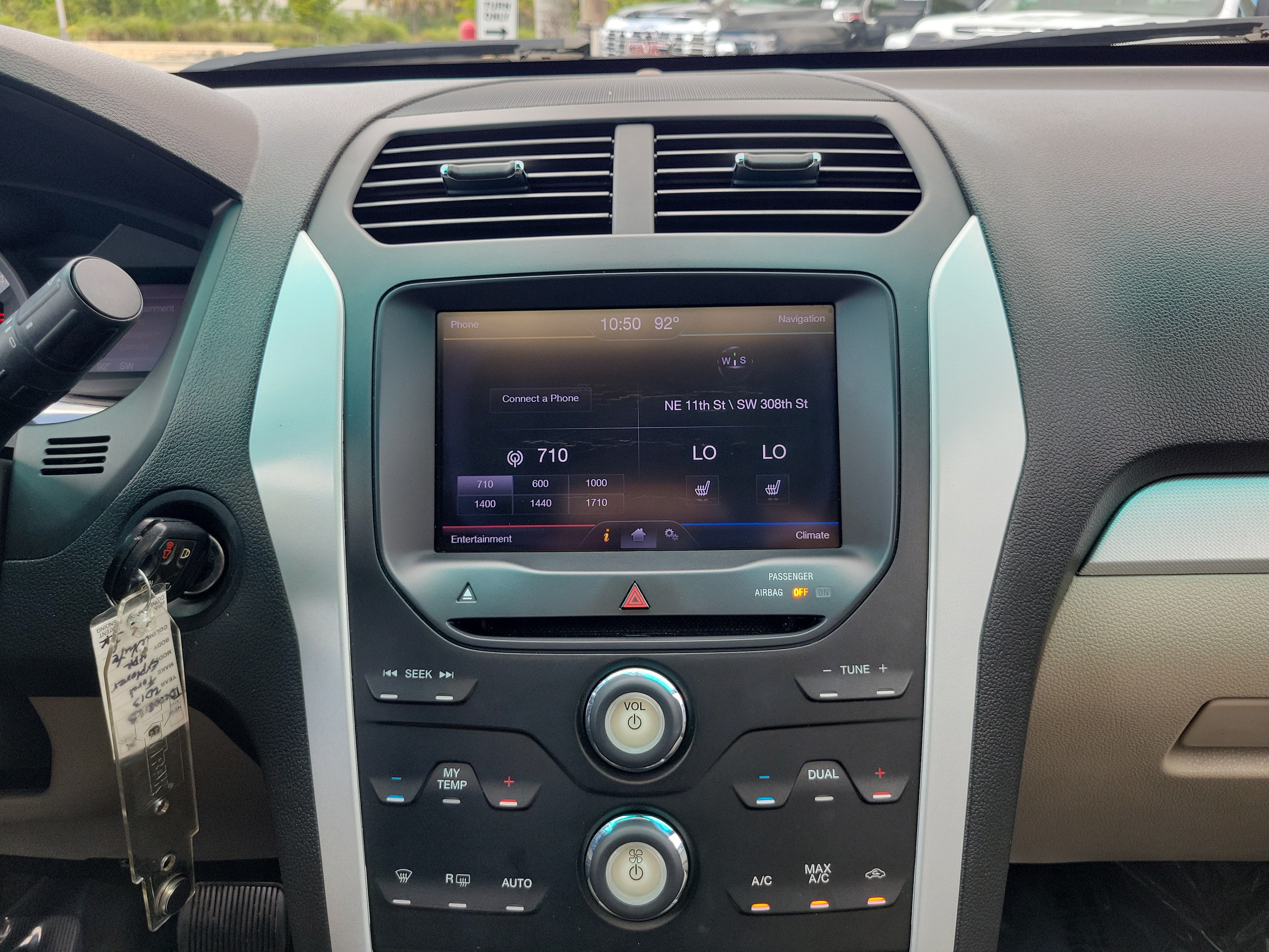 Used 2013 Ford Explorer XLT FWD image 25