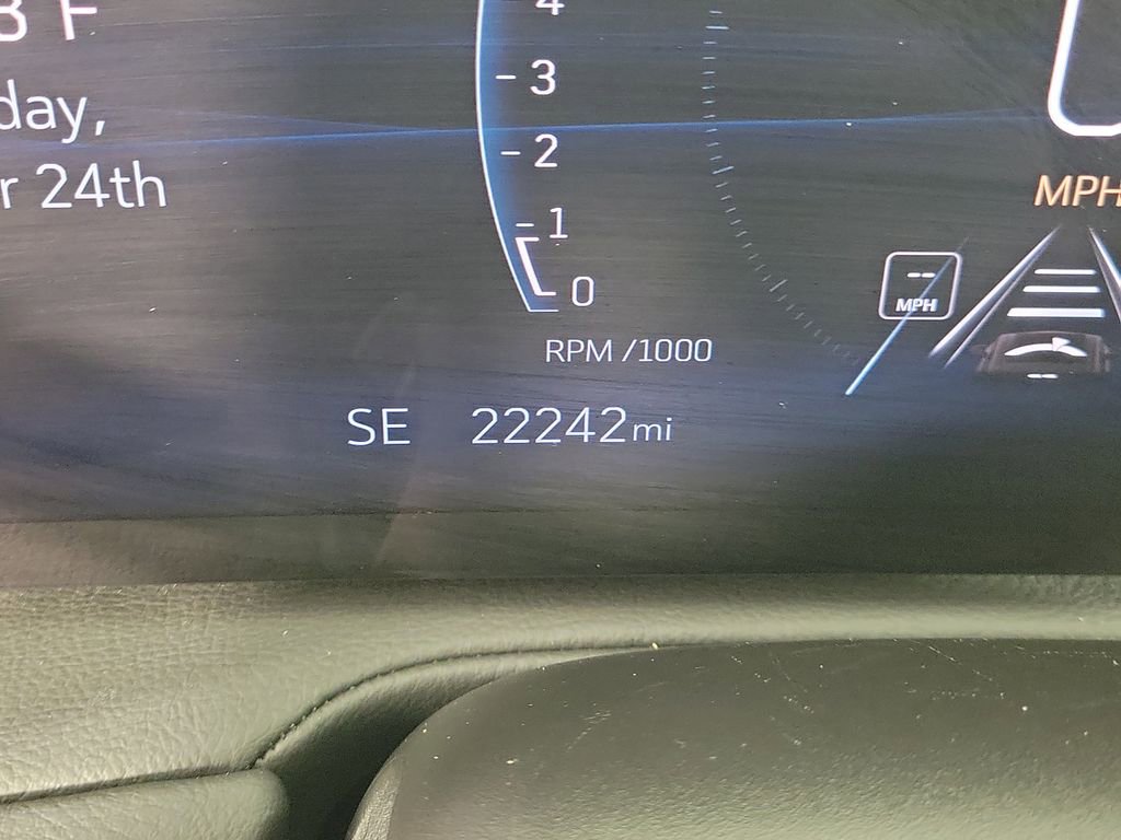 Certified 2025 Cadillac XT4 Premium Luxury image 24