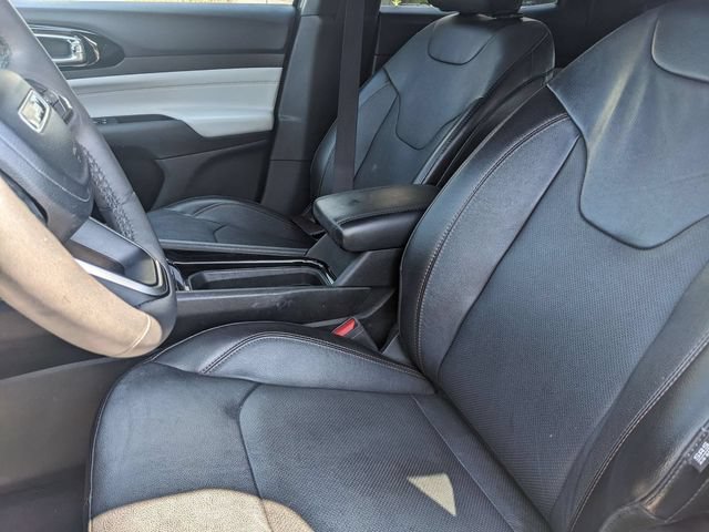 Used 2023 Jeep Compass Limited AWD/4WD image 12