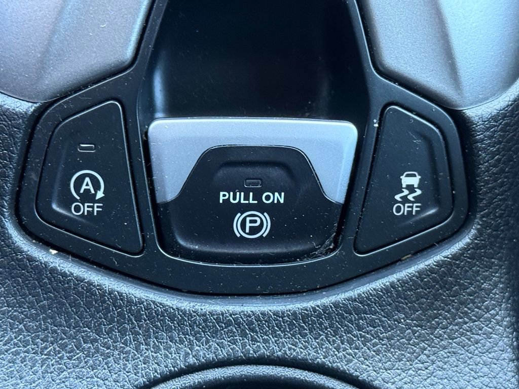 Used 2021 Jeep Compass Latitude FWD image 22