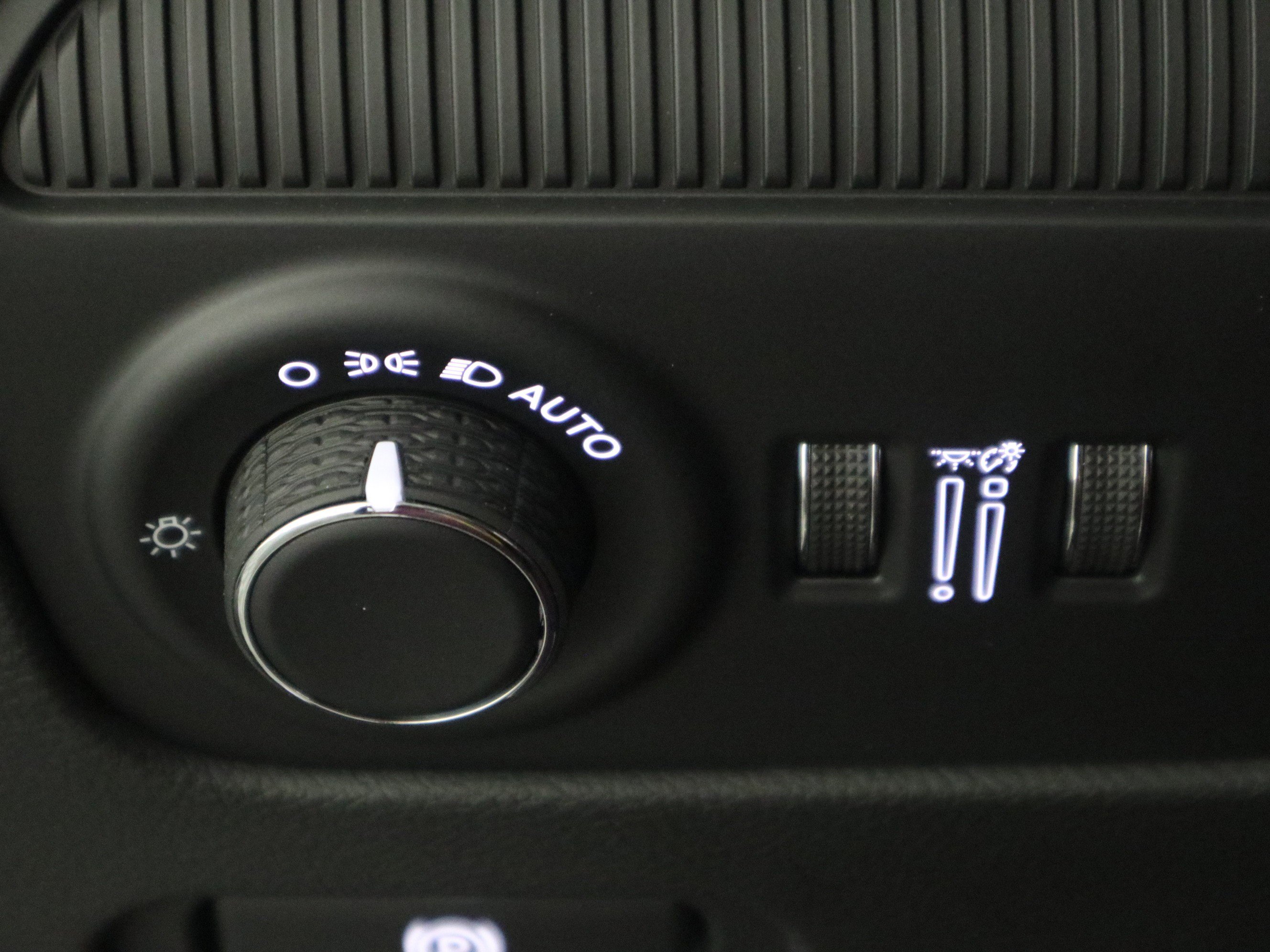 New 2026 Jeep Grand Wagoneer Summit image 35