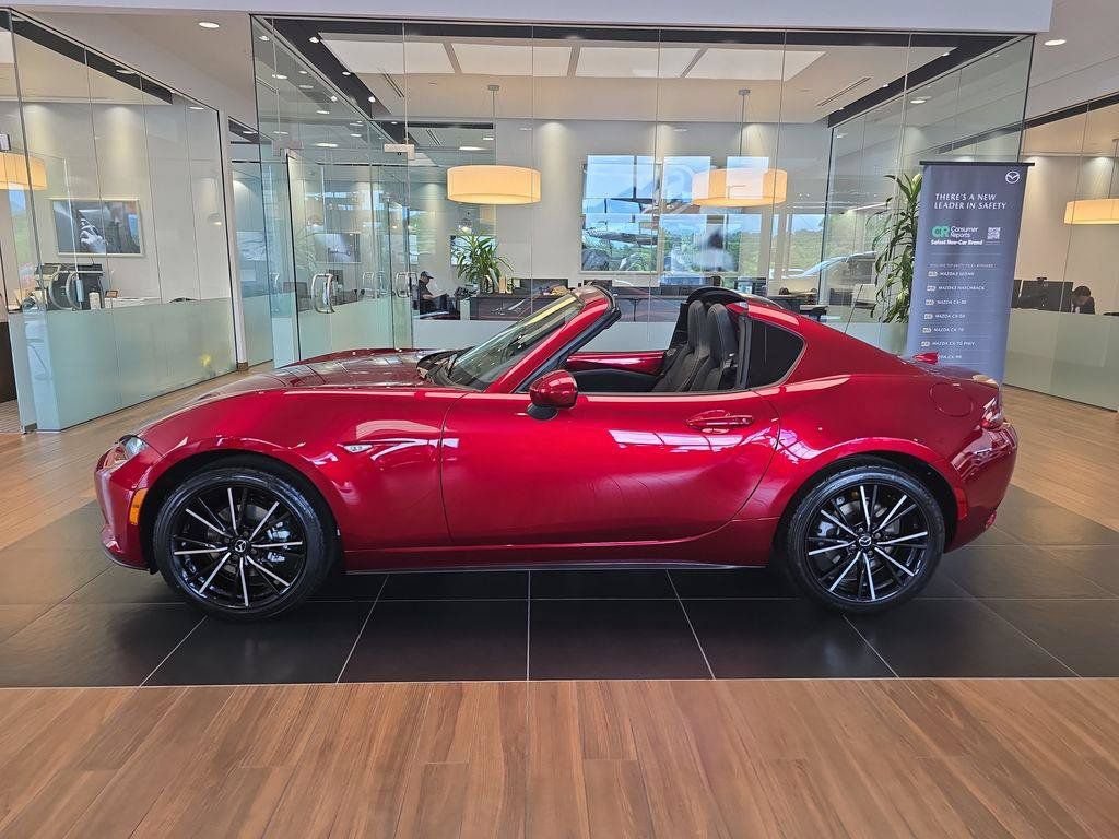 New 2026 MAZDA MX-5 Miata RF Grand Touring RWD image 5
