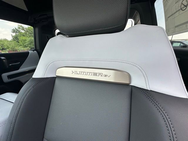 New 2025 GMC Hummer EV 2X image 15