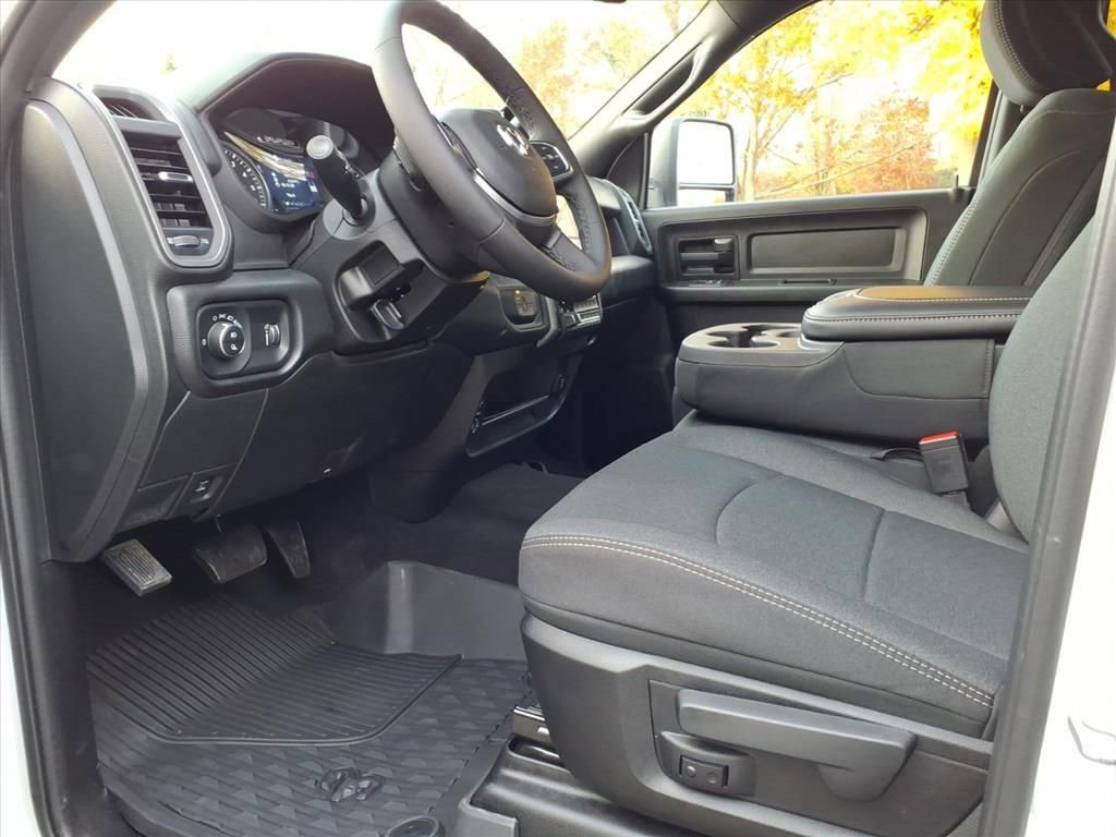 Used 2025 RAM 2500 Tradesman w/ Safety Group image 10