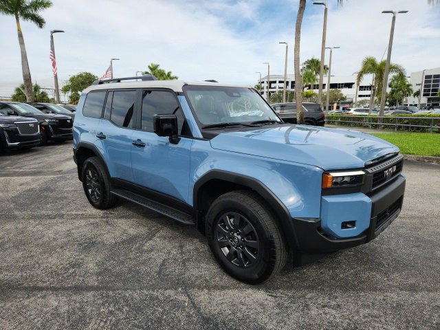 Used 2024 Toyota Land Cruiser image 2