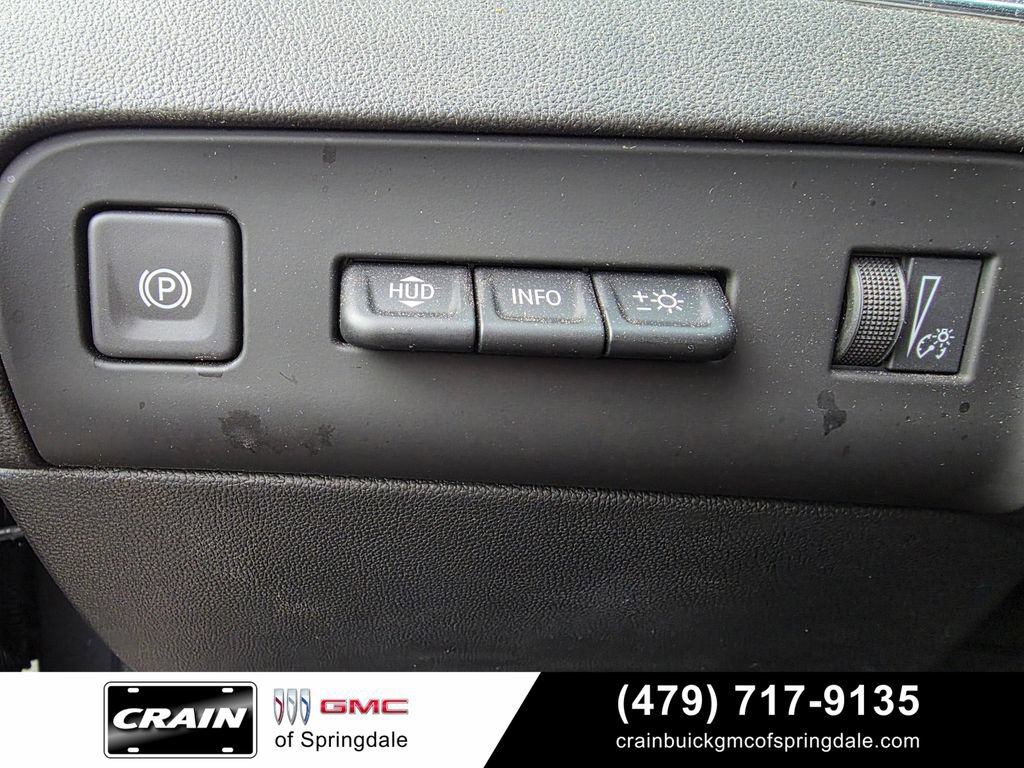 Used 2023 Buick Enclave Avenir w/ Avenir Technology Package AWD/4WD image 12