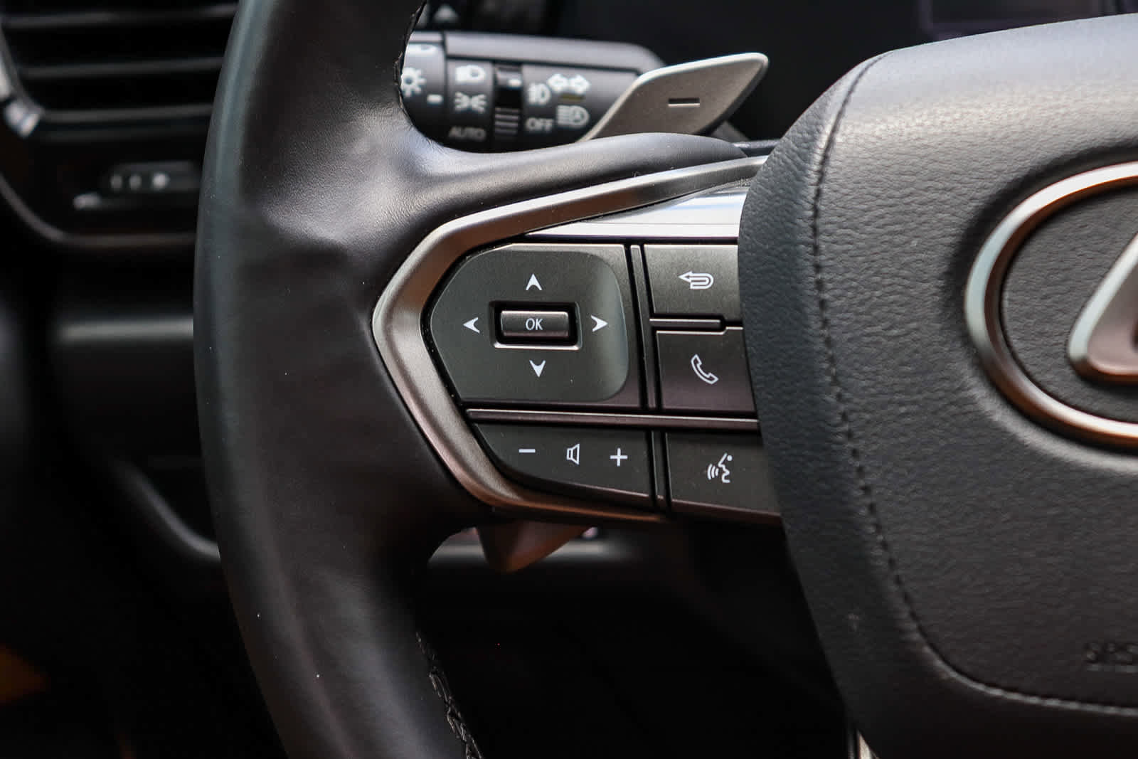 Used 2023 Lexus NX 350 AWD image 17