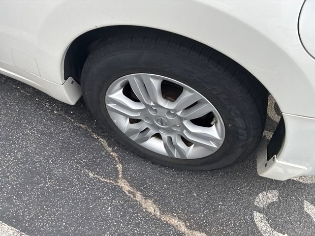 Used 2012 Nissan Altima 3.5 SR w/ 3.5SR Premium Pkg FWD image 17