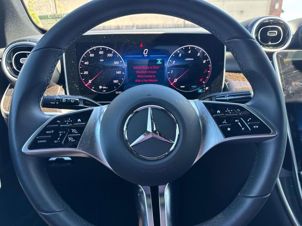 Used 2025 Mercedes-Benz GLC 300 image 21