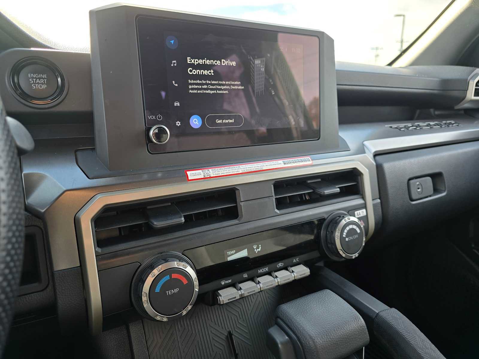 Certified 2025 Toyota Tacoma SR5 image 28