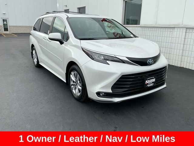 Used 2025 Toyota Sienna XLE