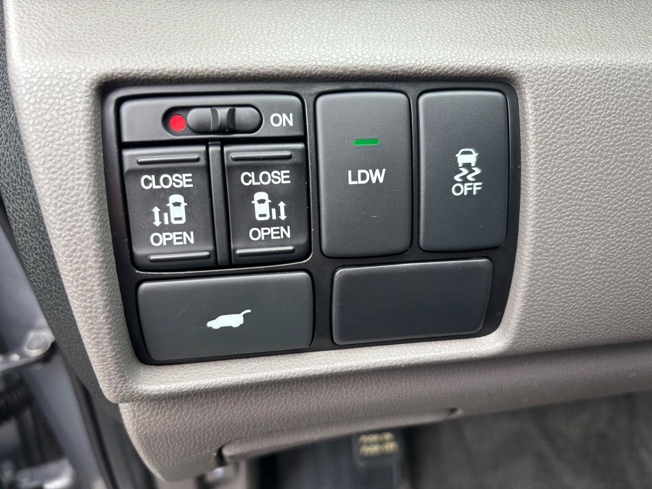 Used 2016 Honda Odyssey EX-L image 22