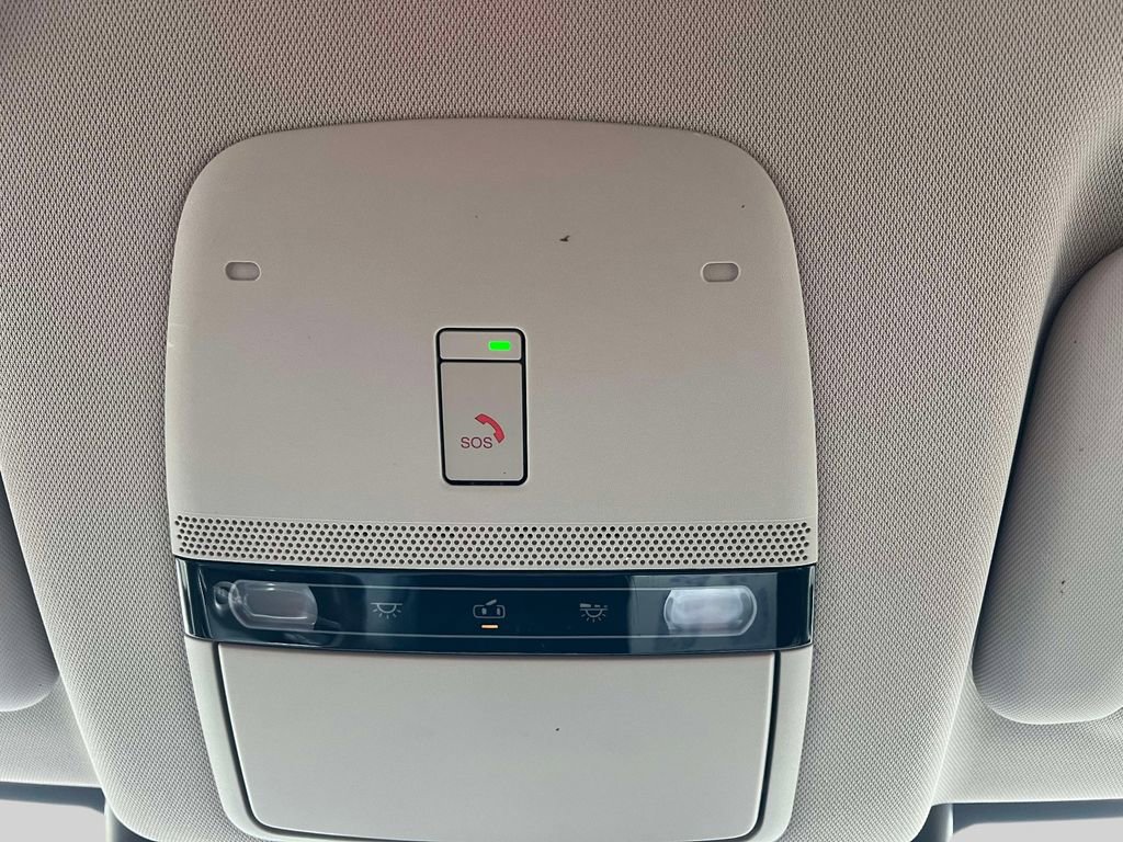 Used 2024 Nissan Ariya FWD image 33