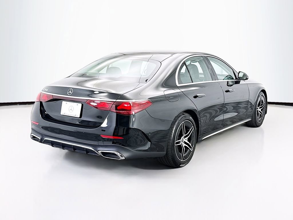 Used 2025 Mercedes-Benz E 350 Sedan image 5